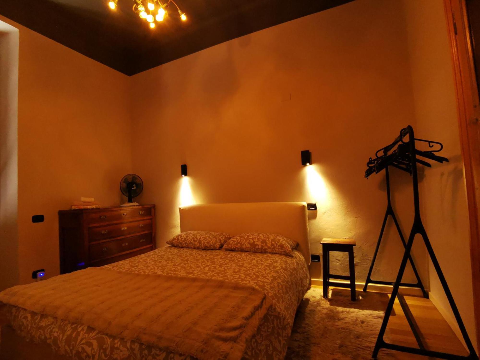 Curt Da Beta - Casa Vacanze Con Giardino In Corte Del XVIII Secolo Malnate Екстериор снимка