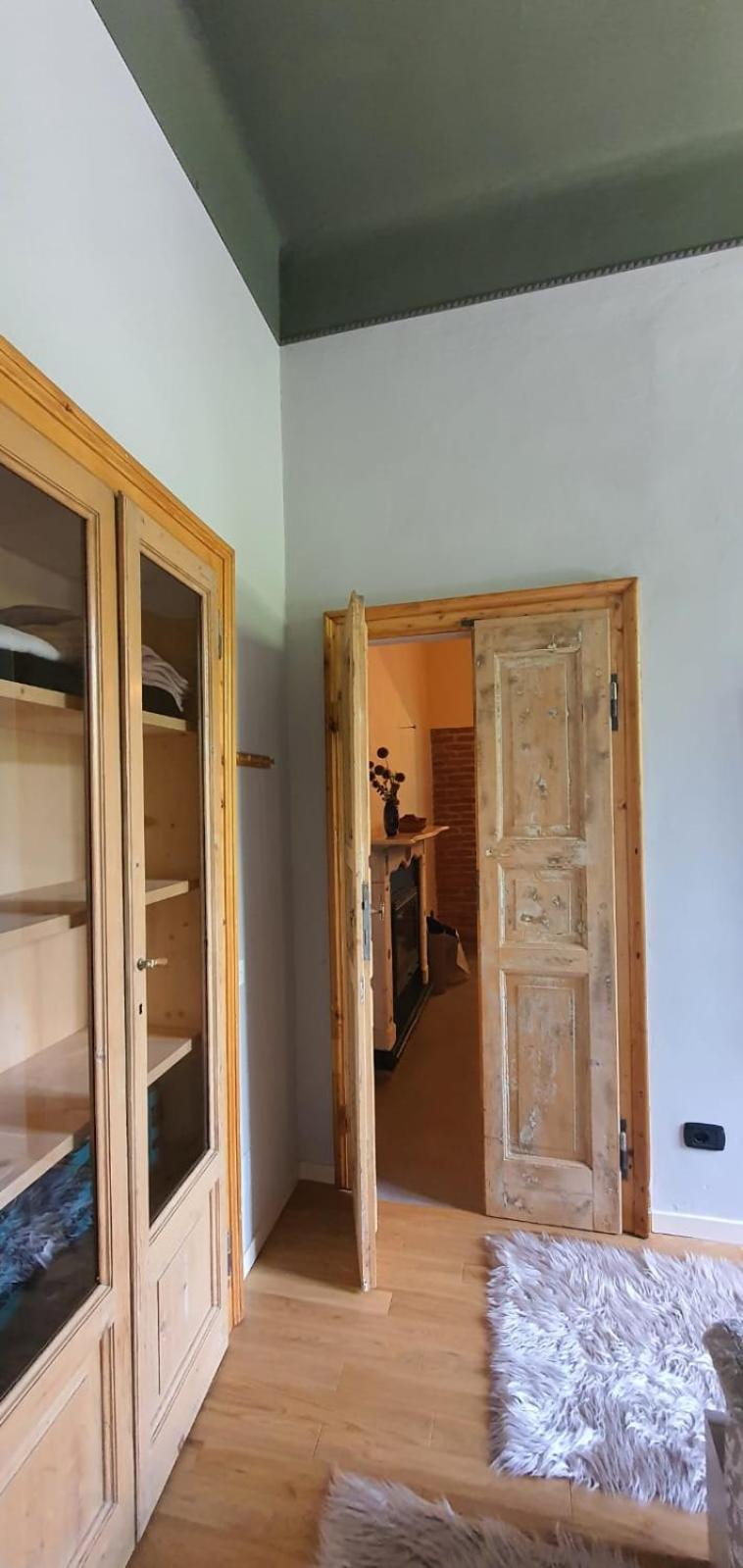 Curt Da Beta - Casa Vacanze Con Giardino In Corte Del XVIII Secolo Malnate Екстериор снимка